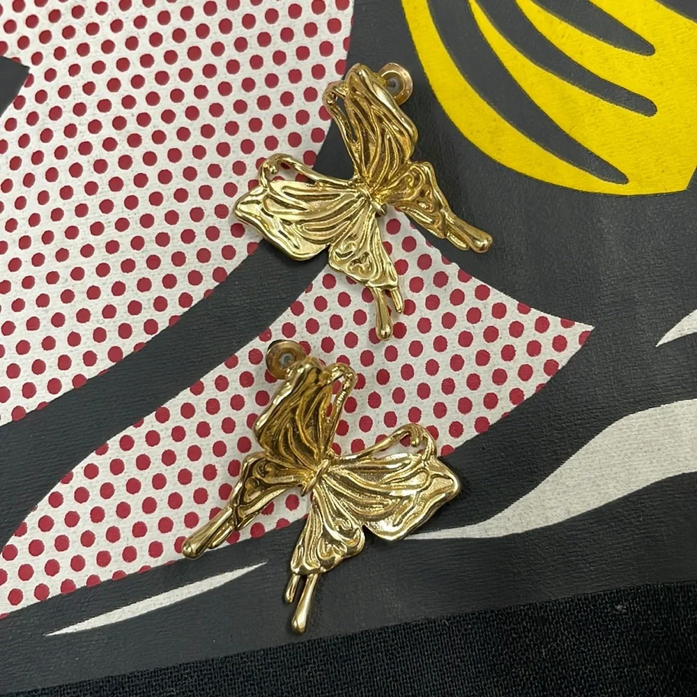 Beautiful butterfly earrings - Picture 3 of 6